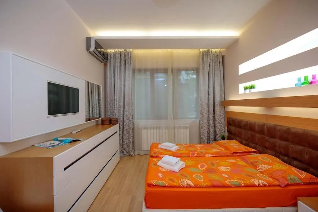 Hight Tech Super Center Apartment Sofia