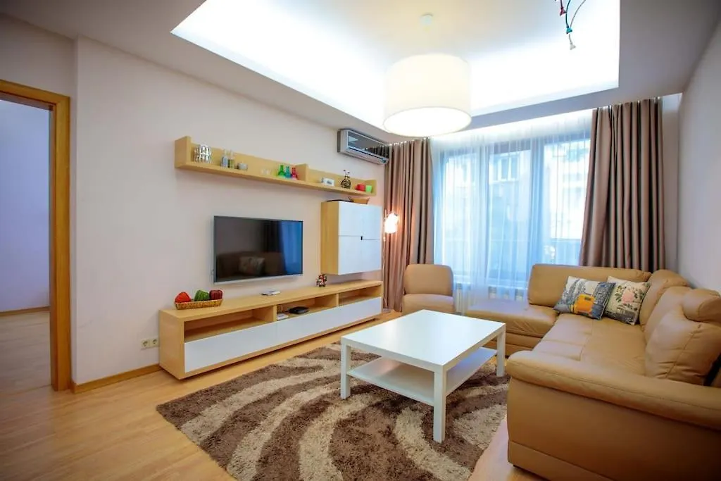 Hight Tech Super Center Apartment Sofia