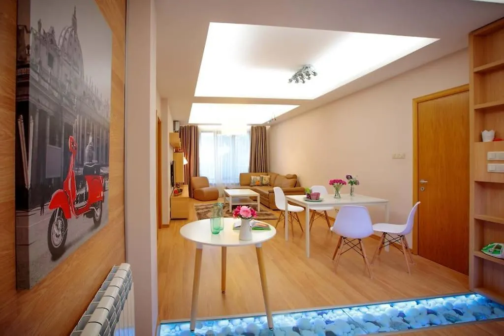 Hight Tech Super Center Apartment Sofia