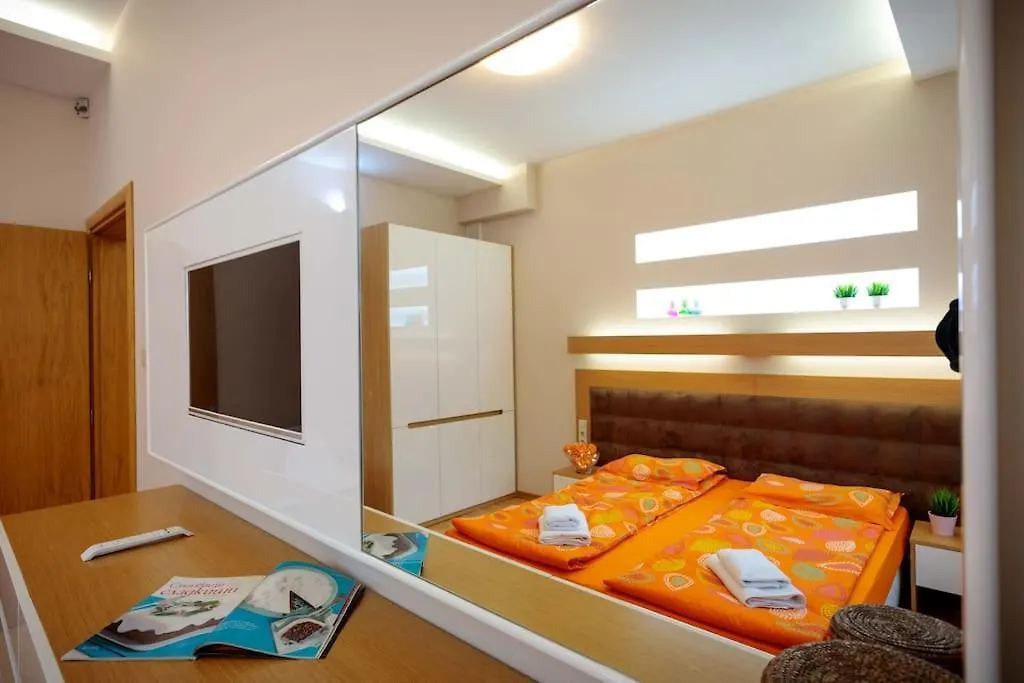 Hight Tech Super Center Apartment Sofia