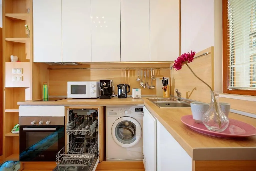 Hight Tech Super Center Apartment Sofia